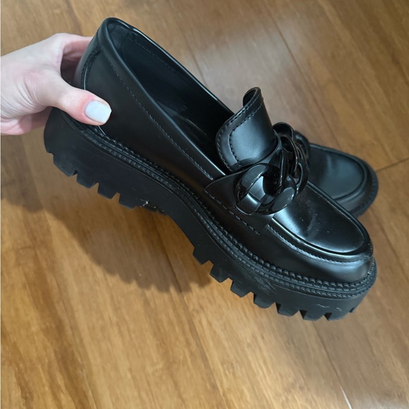 Steve Madden Black Loafers - Picture 4 of 4